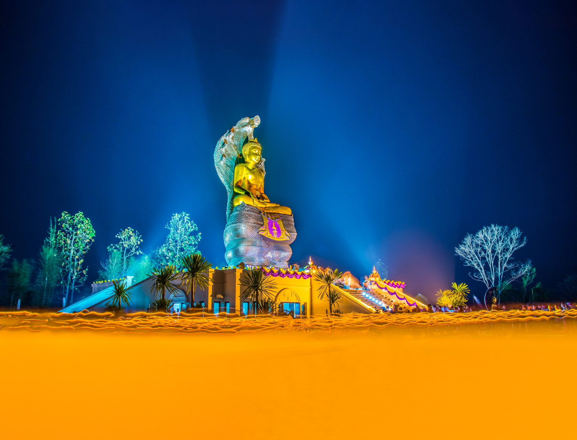 Phra Buddha Bhujakharak, the University Buddha image