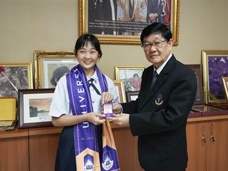 แสดงความยินดีกับนักเรียนโรงเรียนสาธิตมหาวิทยาลัยพะเยา,