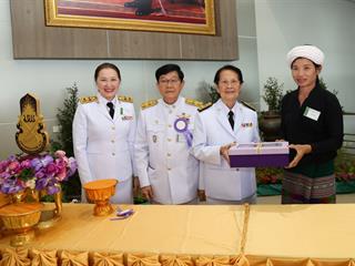 มหาวิทยาลัยพะเยา,จัดพิธีพระราชทานปริญญาบัตรแก่ผู้สำเร็จการศึกษาประจำปีการศึกษา,๒๕๕๙,,และพิธีเปิดพระบรมราชานุสาวรีย์สมเด็จพระนเรศวรมหาราชกับพิธีเปิดอาคารศูนย์การแพทย์และโรงพยาบาลมหาวิทยาลัยพะเยา