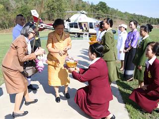 มหาวิทยาลัยพะเยา,จัดพิธีพระราชทานปริญญาบัตรแก่ผู้สำเร็จการศึกษาประจำปีการศึกษา,๒๕๕๙,,และพิธีเปิดพระบรมราชานุสาวรีย์สมเด็จพระนเรศวรมหาราชกับพิธีเปิดอาคารศูนย์การแพทย์และโรงพยาบาลมหาวิทยาลัยพะเยา