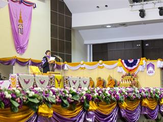 มหาวิทยาลัยพะเยา,จัดพิธีพระราชทานปริญญาบัตรแก่ผู้สำเร็จการศึกษาประจำปีการศึกษา,๒๕๕๙,,และพิธีเปิดพระบรมราชานุสาวรีย์สมเด็จพระนเรศวรมหาราชกับพิธีเปิดอาคารศูนย์การแพทย์และโรงพยาบาลมหาวิทยาลัยพะเยา