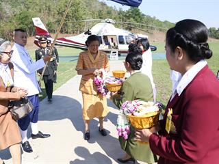 มหาวิทยาลัยพะเยา,จัดพิธีพระราชทานปริญญาบัตรแก่ผู้สำเร็จการศึกษาประจำปีการศึกษา,๒๕๕๙,,และพิธีเปิดพระบรมราชานุสาวรีย์สมเด็จพระนเรศวรมหาราชกับพิธีเปิดอาคารศูนย์การแพทย์และโรงพยาบาลมหาวิทยาลัยพะเยา