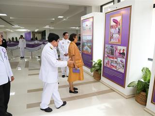 มหาวิทยาลัยพะเยา,จัดพิธีพระราชทานปริญญาบัตรแก่ผู้สำเร็จการศึกษาประจำปีการศึกษา,๒๕๕๙,,และพิธีเปิดพระบรมราชานุสาวรีย์สมเด็จพระนเรศวรมหาราชกับพิธีเปิดอาคารศูนย์การแพทย์และโรงพยาบาลมหาวิทยาลัยพะเยา