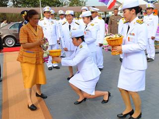 มหาวิทยาลัยพะเยา,จัดพิธีพระราชทานปริญญาบัตรแก่ผู้สำเร็จการศึกษาประจำปีการศึกษา,๒๕๕๙,,และพิธีเปิดพระบรมราชานุสาวรีย์สมเด็จพระนเรศวรมหาราชกับพิธีเปิดอาคารศูนย์การแพทย์และโรงพยาบาลมหาวิทยาลัยพะเยา