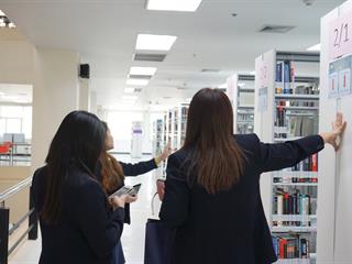 ศูนย์บรรณสารและสื่อการศึกษา,มหาวิทยาลัยพะเยา,ให้การต้อนรับ,สถาบันบัณฑิตพัฒนบริหารศาสตร์,(National,Institute,of,Development,Administration)