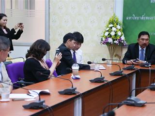 มหาวิทยาลัยพะเยา,ร่วมกับ,ศูนย์มานุษยวิทยาสิรินธร,(องค์การมหาชน),ทำบันทึกข้อตกลงความร่วมมือทางวิชาการ,พร้อมพัฒนาองค์ความรู้ทางมานุษยวิทยา