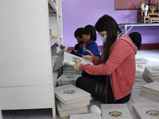 มหาวิทยาลัยพะเยา,ลงพื้นที่ช่วยจัดห้องสมุดห้องสมุดโรงเรียนตำรวจตระเวนชายแดนเบ็ตตี้ดูเมน,อำเภอปง,จังหวัดพะเยา