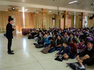 นิทรรศการเปิดโลกการศึกษาและอาชีพ,ประจำปีการศึกษา,2560,,ณ,หอประชุมโรงเรียนพะเยาพิทยาคม