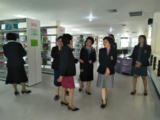 คณะทำงานผู้ทรงคุณวุฒิ,ตรวจเยี่ยมและประเมินสถาบันการศึกษา,,เยี่ยมชมศูนย์บรรณสารและสื่อการศึกษา,มหาวิทยาลัยพะเยา