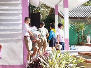 “ปันรักห้องสมุด,ปี,3”,โรงเรียนตำรวจตระเวนชายแดนเบ็ตตี้,ดูเมน,อำเภอปง,จังหวัดพะเยา,คณะศิลปศาสตร์,มหาวิทยาลัยพะเยา