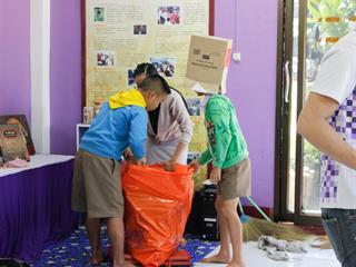 “ปันรักห้องสมุด,ปี,3”,โรงเรียนตำรวจตระเวนชายแดนเบ็ตตี้,ดูเมน,อำเภอปง,จังหวัดพะเยา,คณะศิลปศาสตร์,มหาวิทยาลัยพะเยา