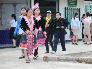 ผู้บริหารมหาวิทยาลัยพะเยา,ร่วมเฝ้าฯ,รับเสด็จสมเด็จพระเทพรัตนราชสุดา,สยามบรมราชกุมารีฯ,เนื่องในโอกาสเสด็จพระราชดำเนินทรงปฏิบัติพระราชกรณียกิจ,ณ,โรงเรียนตำรวจตระเวนชายแดน,เบ็ตตี้,ดูเมน,อำเภอปง,จังหวัดพะเยา
