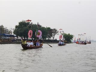 ,“กว๊านพะเยาสายน้ำแห่งชีวิต,ตานข้าวทิพย์พระเจ้าตนหลวง,ประจำปี,2561”,โครงการตานข้าวใหม่ใส่บาตรหลวง,