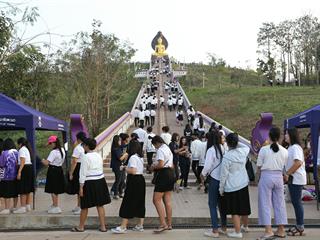 มหาวิทยาลัยพะเยา,จัดพิธีเวียนเทียนพระพุทธภุชคารักษ์,พระพุทธรูปประจำมหาวิทยาลัยพะเยา,เนื่องในวันมาฆบูชา