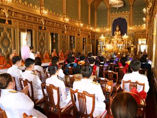 เมื่อวันศุกร์,ที่,2,มีนาคม,2561,สภามหาวิทยาลัยพะเยา,ผู้บริหารและเจ้าหน้าที่,มหาวิทยาลัยพะเยา,เข้าเฝ้าทูลถวายปริญญาการศึกษาดุษฎีบัณฑิตกิตติมศักดิ์,ประจำปีการศึกษา,2559,เจ้าพระคุณ,สมเด็จพระอริยวงศาคตญาณ,สมเด็จพระสังฆราช,สกลมหาสังฆปริณายก,(อัมพร,อัมพโร)