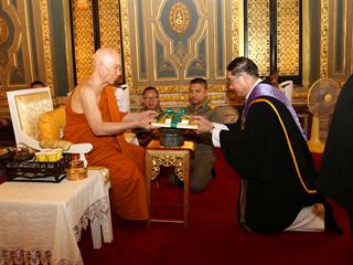 เมื่อวันศุกร์,ที่,2,มีนาคม,2561,สภามหาวิทยาลัยพะเยา,ผู้บริหารและเจ้าหน้าที่,มหาวิทยาลัยพะเยา,เข้าเฝ้าทูลถวายปริญญาการศึกษาดุษฎีบัณฑิตกิตติมศักดิ์,ประจำปีการศึกษา,2559,เจ้าพระคุณ,สมเด็จพระอริยวงศาคตญาณ,สมเด็จพระสังฆราช,สกลมหาสังฆปริณายก,(อัมพร,อัมพโร)