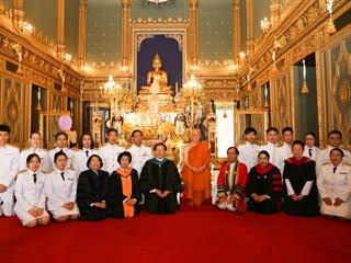 เมื่อวันศุกร์,ที่,2,มีนาคม,2561,สภามหาวิทยาลัยพะเยา,ผู้บริหารและเจ้าหน้าที่,มหาวิทยาลัยพะเยา,เข้าเฝ้าทูลถวายปริญญาการศึกษาดุษฎีบัณฑิตกิตติมศักดิ์,ประจำปีการศึกษา,2559,เจ้าพระคุณ,สมเด็จพระอริยวงศาคตญาณ,สมเด็จพระสังฆราช,สกลมหาสังฆปริณายก,(อัมพร,อัมพโร)
