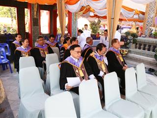 เมื่อวันศุกร์,ที่,2,มีนาคม,2561,สภามหาวิทยาลัยพะเยา,ผู้บริหารและเจ้าหน้าที่,มหาวิทยาลัยพะเยา,เข้าเฝ้าทูลถวายปริญญาการศึกษาดุษฎีบัณฑิตกิตติมศักดิ์,ประจำปีการศึกษา,2559,เจ้าพระคุณ,สมเด็จพระอริยวงศาคตญาณ,สมเด็จพระสังฆราช,สกลมหาสังฆปริณายก,(อัมพร,อัมพโร)