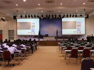 โครงการเสริมสร้างอุดมการณ์รักชาติ,และสถาบันพระมหากษัตริย์