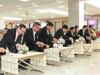 ศูนย์การแพทย์และโรงพยาบาลมหาวิทยาลัยพะเยา,,จัดพิธีบวงสรวง,พระราชานุสาวรีย์สมเด็จพระมหิตลาธิเบศร,อดุลยเดชวิกรม,พระบรมราชชนก,ประทับคู่,สมเด็จพระศรีนครินทราบรมราชชนนี,และพิธีทำบุญอาคารศูนย์การแพทย์และโรงพยาบาลมหาวิทยาลัยพะเยา,เพื่อความเป็นสิริมงคล,ณ,ศูนย์การแพทย์และโรงพยาบาลมหาวิทยาลัยพะเยา