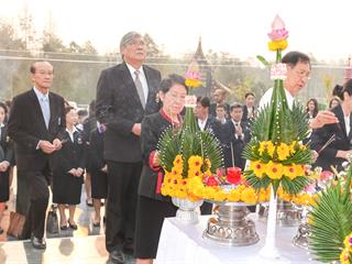 ศูนย์การแพทย์และโรงพยาบาลมหาวิทยาลัยพะเยา,,จัดพิธีบวงสรวง,พระราชานุสาวรีย์สมเด็จพระมหิตลาธิเบศร,อดุลยเดชวิกรม,พระบรมราชชนก,ประทับคู่,สมเด็จพระศรีนครินทราบรมราชชนนี,และพิธีทำบุญอาคารศูนย์การแพทย์และโรงพยาบาลมหาวิทยาลัยพะเยา,เพื่อความเป็นสิริมงคล,ณ,ศูนย์การแพทย์และโรงพยาบาลมหาวิทยาลัยพะเยา