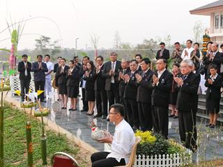 ศูนย์การแพทย์และโรงพยาบาลมหาวิทยาลัยพะเยา,,จัดพิธีบวงสรวง,พระราชานุสาวรีย์สมเด็จพระมหิตลาธิเบศร,อดุลยเดชวิกรม,พระบรมราชชนก,ประทับคู่,สมเด็จพระศรีนครินทราบรมราชชนนี,และพิธีทำบุญอาคารศูนย์การแพทย์และโรงพยาบาลมหาวิทยาลัยพะเยา,เพื่อความเป็นสิริมงคล,ณ,ศูนย์การแพทย์และโรงพยาบาลมหาวิทยาลัยพะเยา