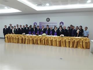 มหาวิทยาลัยพะเยาจัดทำบันทึกข้อตกลงความร่วมมือด้านวิชาการและบริหารวิชาการระหว่างศูนย์การแพทย์และโรงพยาบาลมหาวิทยาลัยพะเยากับคณะแพทยศาสตร์,มหาวิทยาลัยพะเยา