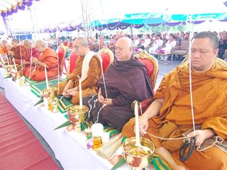 มหาวิทยาลัยพะเยา,โดยคณะกรรมการดำเนินการจัดสร้างพระบรมรูปสมเด็จพระนเรศวรมหาราช(จำลอง)และเหรียญสมเด็จพระนเรศวรมหาราช,ได้จัดพิธีมังคลาภิเษกพระบรมรูป,ฯ,และเหรียญสมเด็จพระนเรศวรมหาราช,ณ,ลานพระบรมราชานุสาวรีย์สมเด็จพระนเรศวรมหาราช,มหาวิทยาลัยพะเยา,