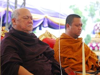 มหาวิทยาลัยพะเยา,โดยคณะกรรมการดำเนินการจัดสร้างพระบรมรูปสมเด็จพระนเรศวรมหาราช(จำลอง)และเหรียญสมเด็จพระนเรศวรมหาราช,ได้จัดพิธีมังคลาภิเษกพระบรมรูป,ฯ,และเหรียญสมเด็จพระนเรศวรมหาราช,ณ,ลานพระบรมราชานุสาวรีย์สมเด็จพระนเรศวรมหาราช,มหาวิทยาลัยพะเยา,