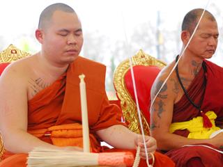 มหาวิทยาลัยพะเยา,โดยคณะกรรมการดำเนินการจัดสร้างพระบรมรูปสมเด็จพระนเรศวรมหาราช(จำลอง)และเหรียญสมเด็จพระนเรศวรมหาราช,ได้จัดพิธีมังคลาภิเษกพระบรมรูป,ฯ,และเหรียญสมเด็จพระนเรศวรมหาราช,ณ,ลานพระบรมราชานุสาวรีย์สมเด็จพระนเรศวรมหาราช,มหาวิทยาลัยพะเยา,