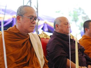 มหาวิทยาลัยพะเยา,โดยคณะกรรมการดำเนินการจัดสร้างพระบรมรูปสมเด็จพระนเรศวรมหาราช(จำลอง)และเหรียญสมเด็จพระนเรศวรมหาราช,ได้จัดพิธีมังคลาภิเษกพระบรมรูป,ฯ,และเหรียญสมเด็จพระนเรศวรมหาราช,ณ,ลานพระบรมราชานุสาวรีย์สมเด็จพระนเรศวรมหาราช,มหาวิทยาลัยพะเยา,