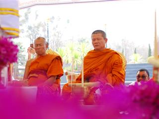 มหาวิทยาลัยพะเยา,โดยคณะกรรมการดำเนินการจัดสร้างพระบรมรูปสมเด็จพระนเรศวรมหาราช(จำลอง)และเหรียญสมเด็จพระนเรศวรมหาราช,ได้จัดพิธีมังคลาภิเษกพระบรมรูป,ฯ,และเหรียญสมเด็จพระนเรศวรมหาราช,ณ,ลานพระบรมราชานุสาวรีย์สมเด็จพระนเรศวรมหาราช,มหาวิทยาลัยพะเยา,