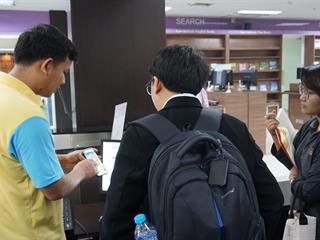 อุทยานวิทยาศาสตร์,มหาวิทยาลัยพะเยา,เยี่ยมชมศูนย์บรรณสารและสื่อการศึกษา,มหาวิทยาลัยพะเยา