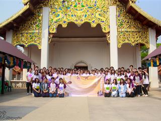 นิสิตคณะศิลปศาสตร์,มหาวิทยาลัยพะเยา,เข้าค่ายส่งเสริมคุณธรรมจริยธรรมและทำนุบำรุงศิลปวัฒนธรรม,ณ,วัดพระธาตุจอมทอง