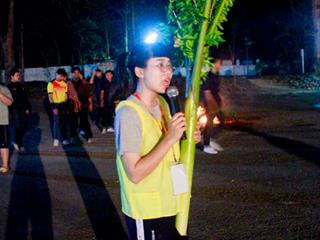 นิสิตคณะศิลปศาสตร์,มหาวิทยาลัยพะเยา,เข้าค่ายส่งเสริมคุณธรรมจริยธรรมและทำนุบำรุงศิลปวัฒนธรรม,ณ,วัดพระธาตุจอมทอง
