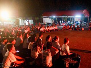 นิสิตคณะศิลปศาสตร์,มหาวิทยาลัยพะเยา,เข้าค่ายส่งเสริมคุณธรรมจริยธรรมและทำนุบำรุงศิลปวัฒนธรรม,ณ,วัดพระธาตุจอมทอง
