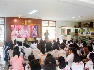 นิสิตคณะศิลปศาสตร์,มหาวิทยาลัยพะเยา,เข้าค่ายส่งเสริมคุณธรรมจริยธรรมและทำนุบำรุงศิลปวัฒนธรรม,ณ,วัดพระธาตุจอมทอง