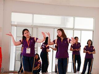 นิสิตคณะศิลปศาสตร์,มหาวิทยาลัยพะเยา,เข้าค่ายส่งเสริมคุณธรรมจริยธรรมและทำนุบำรุงศิลปวัฒนธรรม,ณ,วัดพระธาตุจอมทอง