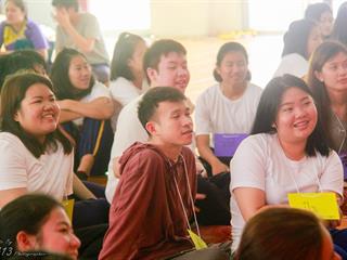 นิสิตคณะศิลปศาสตร์,มหาวิทยาลัยพะเยา,เข้าค่ายส่งเสริมคุณธรรมจริยธรรมและทำนุบำรุงศิลปวัฒนธรรม,ณ,วัดพระธาตุจอมทอง