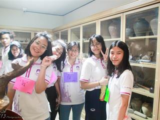 นิสิตคณะศิลปศาสตร์,มหาวิทยาลัยพะเยา,เข้าค่ายส่งเสริมคุณธรรมจริยธรรมและทำนุบำรุงศิลปวัฒนธรรม,ณ,วัดพระธาตุจอมทอง