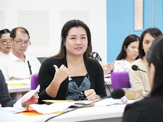 ผู้บริหาร,พบ,สาขาวิชา(สาขาวิชาภาษาอังกฤษ),ในการประชุมบุคลากรคณะศิลปศาสตร์,มหาวิทยาลัยพะเยา,ครั้งที่,1/2561