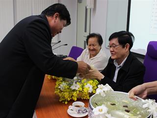 อธิการบดี,พบบุคลากร,คณะทันตแพทยศาสตร์