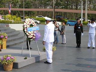 มหาวิทยาลัยพะเยา,นำโดย,ศาสตราจารย์พิเศษ,ดร.มณฑล,สงวนเสริมศรี,อธิการบดีมหาวิทยาลัยพะเยา,พร้อมด้วยคณะผู้บริหาร,คณาจารย์,เจ้าหน้าที่,,เข้าร่วมพิธีวางพวงมาลาถวายราชสักการะ,วันคล้ายวันสวรรคตสมเด็จพระนเรศวรมหาราช,ประจำปี,2561,
