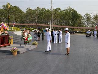 มหาวิทยาลัยพะเยา,นำโดย,ศาสตราจารย์พิเศษ,ดร.มณฑล,สงวนเสริมศรี,อธิการบดีมหาวิทยาลัยพะเยา,พร้อมด้วยคณะผู้บริหาร,คณาจารย์,เจ้าหน้าที่,,เข้าร่วมพิธีวางพวงมาลาถวายราชสักการะ,วันคล้ายวันสวรรคตสมเด็จพระนเรศวรมหาราช,ประจำปี,2561,