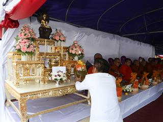 มหาวิทยาลัยพะเยา,นำโดย,ศาสตราจารย์พิเศษ,ดร.มณฑล,สงวนเสริมศรี,อธิการบดีมหาวิทยาลัยพะเยา,พร้อมด้วยคณะผู้บริหาร,คณาจารย์,เจ้าหน้าที่,,เข้าร่วมพิธีวางพวงมาลาถวายราชสักการะ,วันคล้ายวันสวรรคตสมเด็จพระนเรศวรมหาราช,ประจำปี,2561,