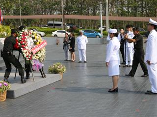 มหาวิทยาลัยพะเยา,นำโดย,ศาสตราจารย์พิเศษ,ดร.มณฑล,สงวนเสริมศรี,อธิการบดีมหาวิทยาลัยพะเยา,พร้อมด้วยคณะผู้บริหาร,คณาจารย์,เจ้าหน้าที่,,เข้าร่วมพิธีวางพวงมาลาถวายราชสักการะ,วันคล้ายวันสวรรคตสมเด็จพระนเรศวรมหาราช,ประจำปี,2561,