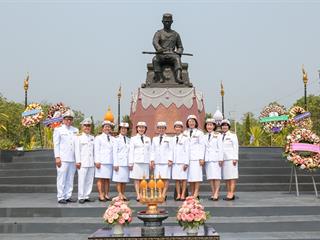 มหาวิทยาลัยพะเยา,นำโดย,ศาสตราจารย์พิเศษ,ดร.มณฑล,สงวนเสริมศรี,อธิการบดีมหาวิทยาลัยพะเยา,พร้อมด้วยคณะผู้บริหาร,คณาจารย์,เจ้าหน้าที่,,เข้าร่วมพิธีวางพวงมาลาถวายราชสักการะ,วันคล้ายวันสวรรคตสมเด็จพระนเรศวรมหาราช,ประจำปี,2561,