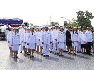 มหาวิทยาลัยพะเยา,นำโดย,ศาสตราจารย์พิเศษ,ดร.มณฑล,สงวนเสริมศรี,อธิการบดีมหาวิทยาลัยพะเยา,พร้อมด้วยคณะผู้บริหาร,คณาจารย์,เจ้าหน้าที่,,เข้าร่วมพิธีวางพวงมาลาถวายราชสักการะ,วันคล้ายวันสวรรคตสมเด็จพระนเรศวรมหาราช,ประจำปี,2561,