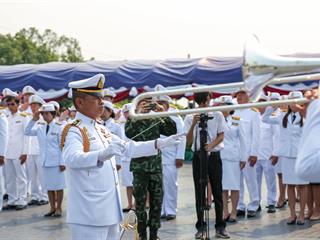 มหาวิทยาลัยพะเยา,นำโดย,ศาสตราจารย์พิเศษ,ดร.มณฑล,สงวนเสริมศรี,อธิการบดีมหาวิทยาลัยพะเยา,พร้อมด้วยคณะผู้บริหาร,คณาจารย์,เจ้าหน้าที่,,เข้าร่วมพิธีวางพวงมาลาถวายราชสักการะ,วันคล้ายวันสวรรคตสมเด็จพระนเรศวรมหาราช,ประจำปี,2561,