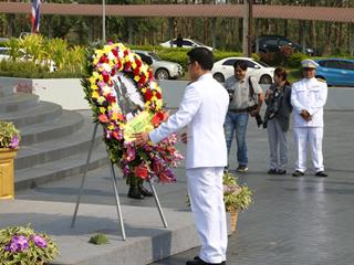 มหาวิทยาลัยพะเยา,นำโดย,ศาสตราจารย์พิเศษ,ดร.มณฑล,สงวนเสริมศรี,อธิการบดีมหาวิทยาลัยพะเยา,พร้อมด้วยคณะผู้บริหาร,คณาจารย์,เจ้าหน้าที่,,เข้าร่วมพิธีวางพวงมาลาถวายราชสักการะ,วันคล้ายวันสวรรคตสมเด็จพระนเรศวรมหาราช,ประจำปี,2561,